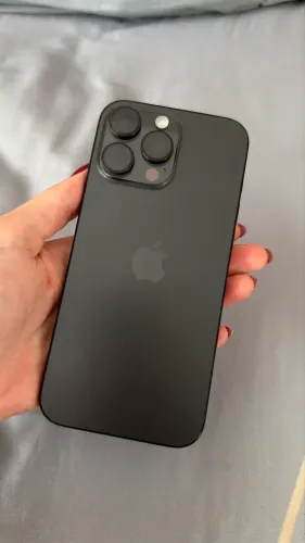 Iphone 16 pro max 95% bateria