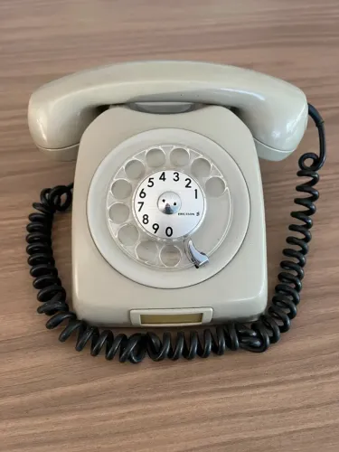 Telefone antigo Ericsson
