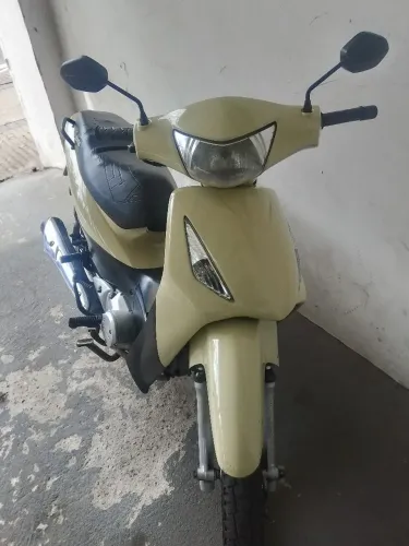 Moto Biz 125