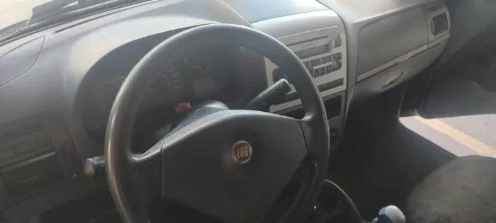 Fiat Siena Tetrafuel 1.4 MPI Fire Flex 8V 4P 2011