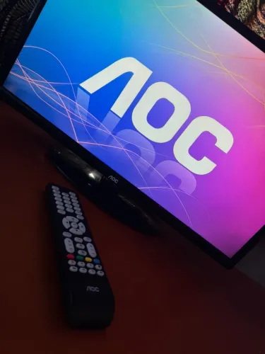 TV LED AOC 24 POLEGADAS FONTE INTERNA