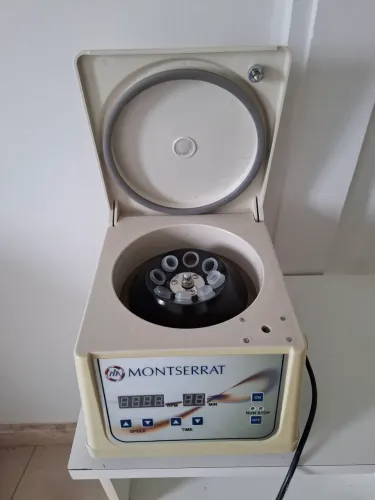 Centrífuga Montserrat LC-04P 1500 RPM 8 Tubos