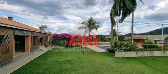 Chácara com 4 dormitórios à venda, 2000 m² por R$ 2.500.000 - Vila Dom Pedro - Atibaia/SP