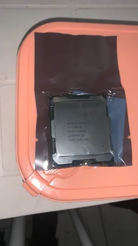 Vendo processador xeon e5 2650v4,na embalagem ainda.