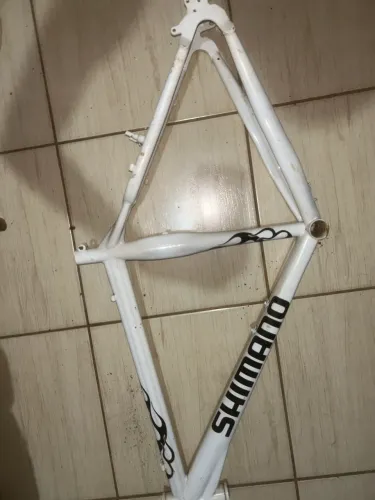 Quadro de Bicicleta Shimano Aro 26 Branco - Novo