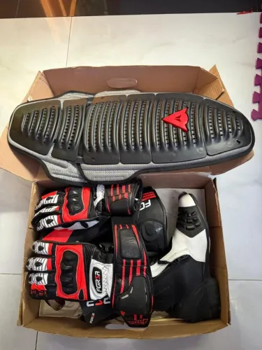 Conjunto macacão Race Tech, bota forma e protetor de coluna n°58