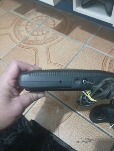 Mega drive 3 pequeno defeito