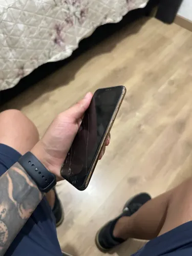 iPhone XS