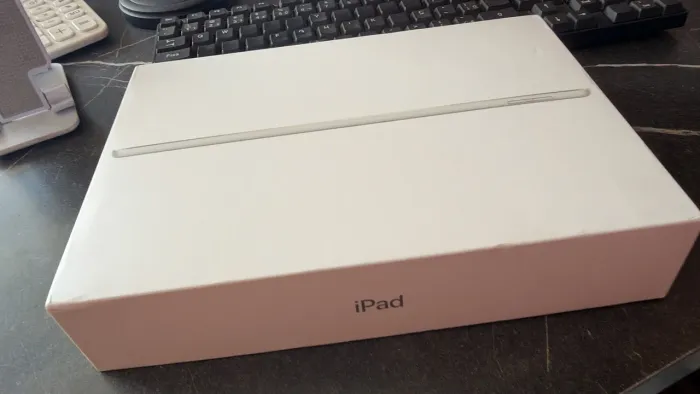 Vendo iPad 9 seminovo