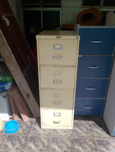 Arquivo de ferro puro para casa ou escritorio com 4 gavetas
