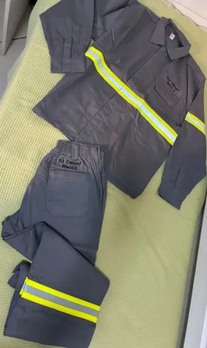 uniforme profissional leal cinza gg
