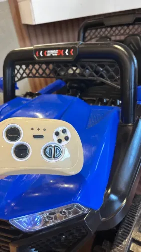 Carrinho elétrico com controle remoto
