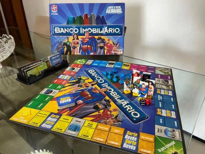 Banco Imobiliário - Liga da Justiça Unlimited