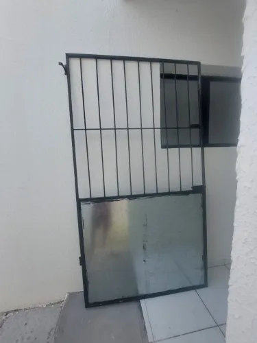 vendo grade de proteção usadas e novas ( serralheira cupimdeFerro)