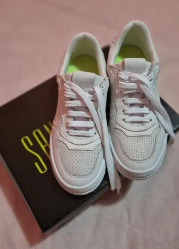 Tenis de couro branco Santa Lolla