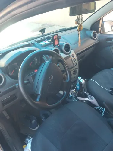 Ford Fiesta Sed. 1.6 8V Flex 4P 2013