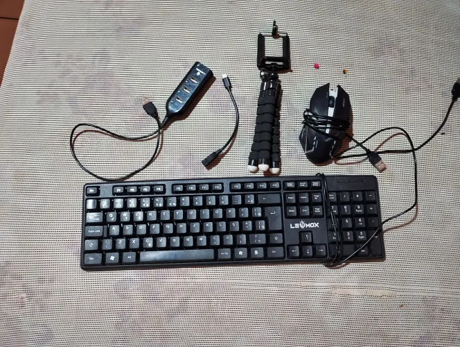 Modelador modlador para jogar de teclado e mouse no celular ?