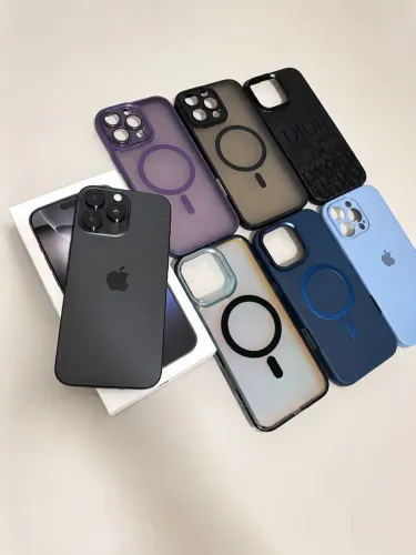 Iphone 16 Pro Max 256gb Black + Cabo Original + Nota + 7 capinhas de brinde 