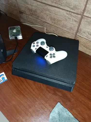 Ps4 slim 500gb novo novo!!!