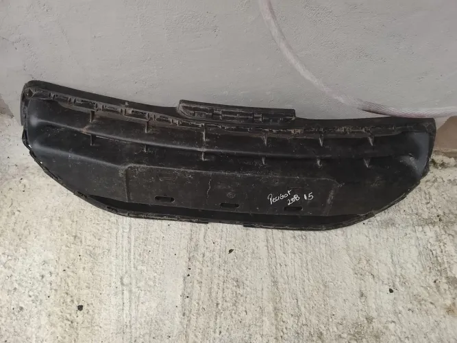 Grade Peugeot 208 ano 2015