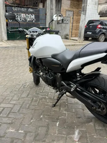 Vendo essa Relíquia, moto pouca usada !