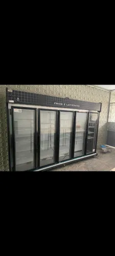 Geladeira expositora