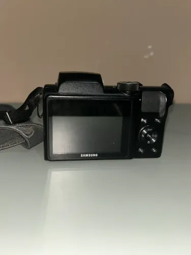 Samsung wb100 16.0 mega pixels 