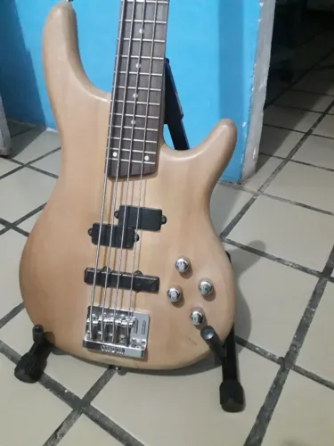Contra-baixo