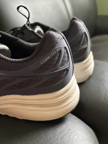 Tênis Mizuno cometa 2