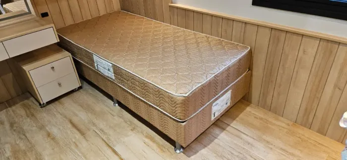 Cama Box Solteiro e Colchão Molas Ortobom Orthotel (SEMINOVO)