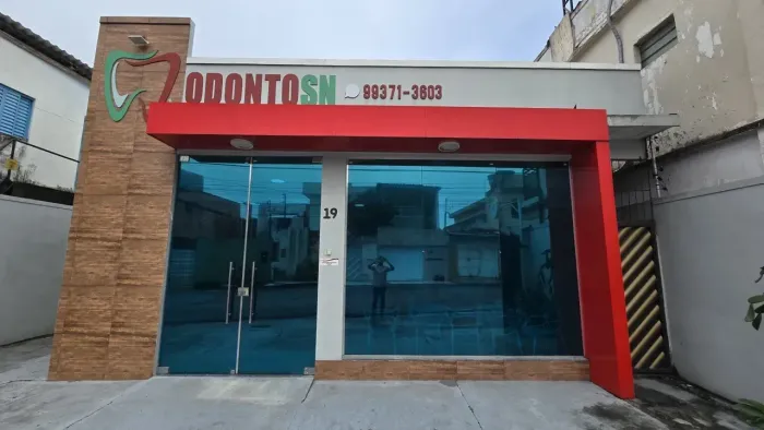 ALUGO IMÓVEL COMERCIAL MOBILIADO E CLIMATIZADO - JAPIIM 1