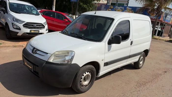 Peugeot Partner Furgão 1.6 16v/ 1.6 16V Flex 3P 2017