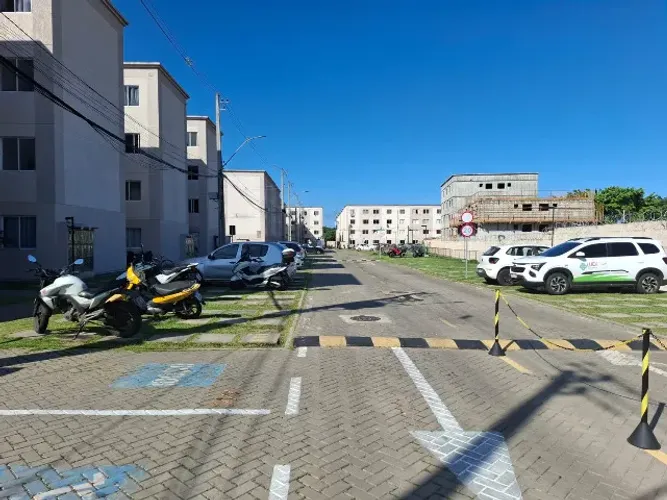 Apartamento 2/4, Condomínio Reserva Premium, Abrantes.Proximo Shopping OUTLET Premium.