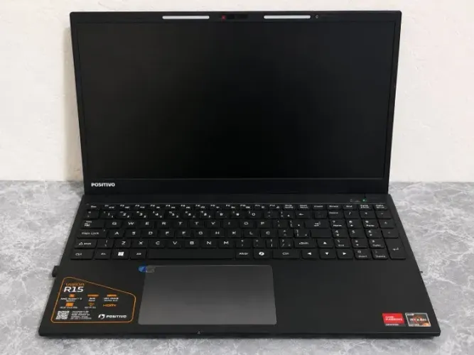 Notebook Positivo Vision R15 Ryzen 5 | 8GB RAM | SSD NVMe 256GB | Full HD | Quase Novo