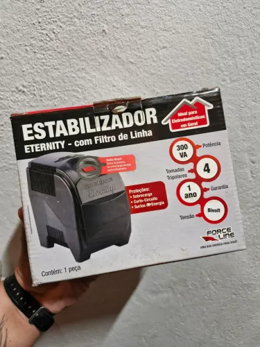 ESTABILIZADOR 300VA