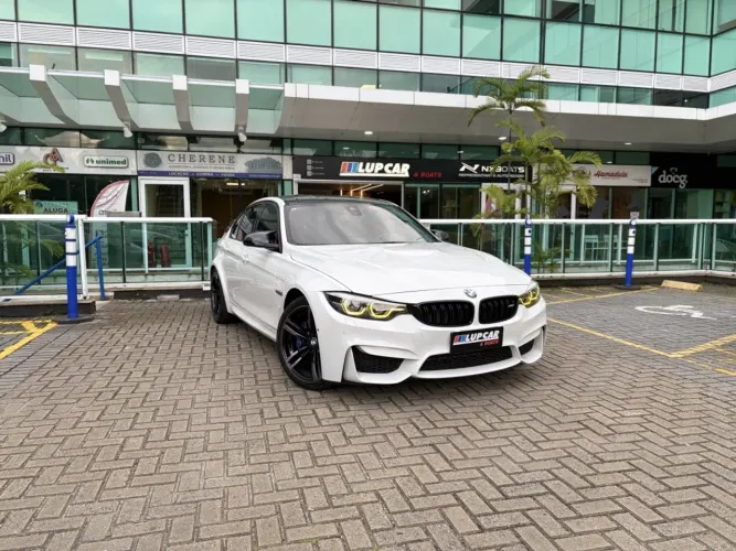 BMW M3 CS Sedan 3.0 Bi-turbo 460cv 4P 2018