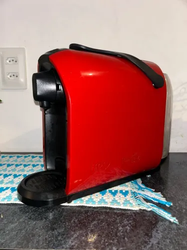 Cafeteira três corações S24