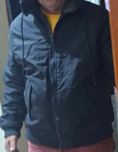 Jaqueta Masculina com capuz M Forever 21