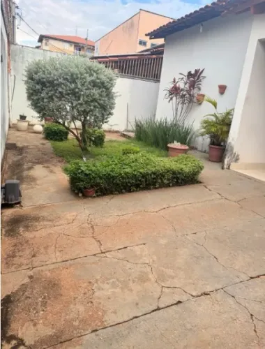 Vendo Casa no Bom Pastor MDG21