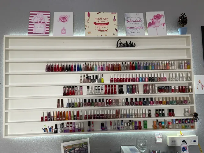 Expositor de esmaltes