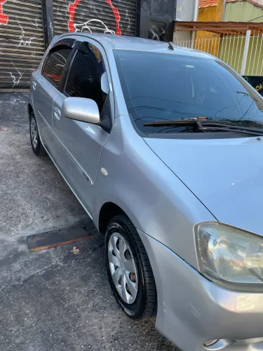 Toyota Etios XS 1.3 Flex 16V 5P Mec. 2013