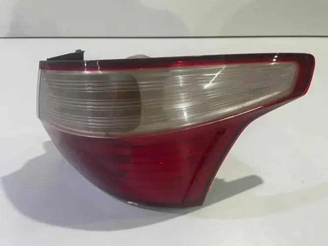 Lanterna Traseira Direito Fiat Grand Siena 2013 A 2016 Direito/passageiro Original