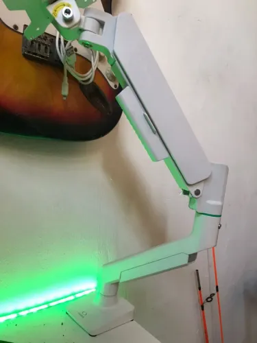 Suporte para monitor articulável