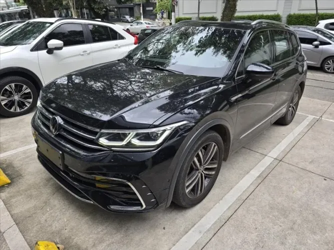 Volkswagen Tiguan Allspac R-line 300 TSI 2.0 2024