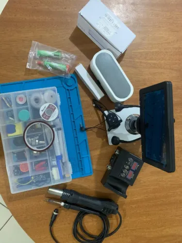 Vendo kit para manuntenção de celular
