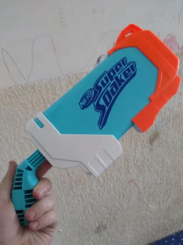 Nerf de piscina