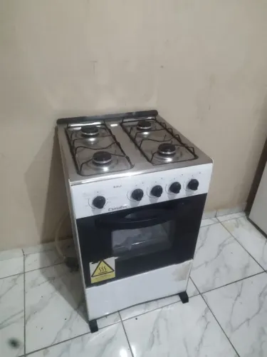 Vendo fogão semi novo
