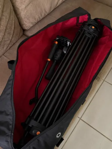Tripé Profissional K&F VA18 com Cabeça Fluida e Bolsa de Transporte