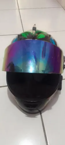 Capacete