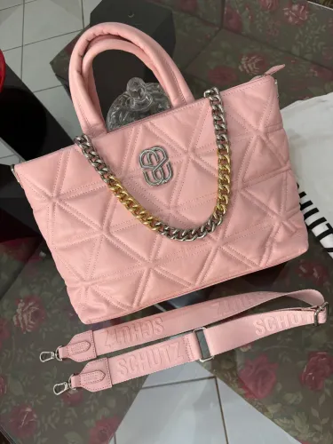 Bolsa Schutz em Couro